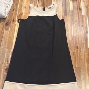 Elegant Black and Cream Sleeveless Dress